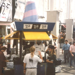 Outdoor mall custom retail shopping kiosk
