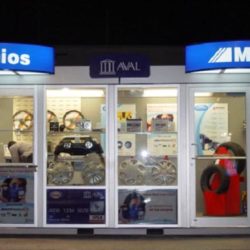 Pre-fabricated commercial building is manufactured modular kiosk