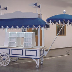 Water park outdoor retail vending cart with umbrella