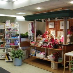 Mobile retail merchandising unit (rmu) for hospital gift shop