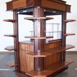 Shopping mall kiosk or retail merchandising unit RMU