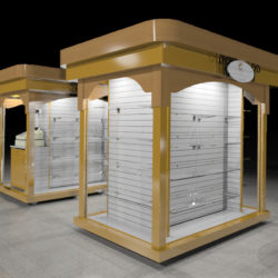 Retail merchandising unit with slatwall display