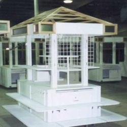 Custom retail merchandising unit for specialty leasing program